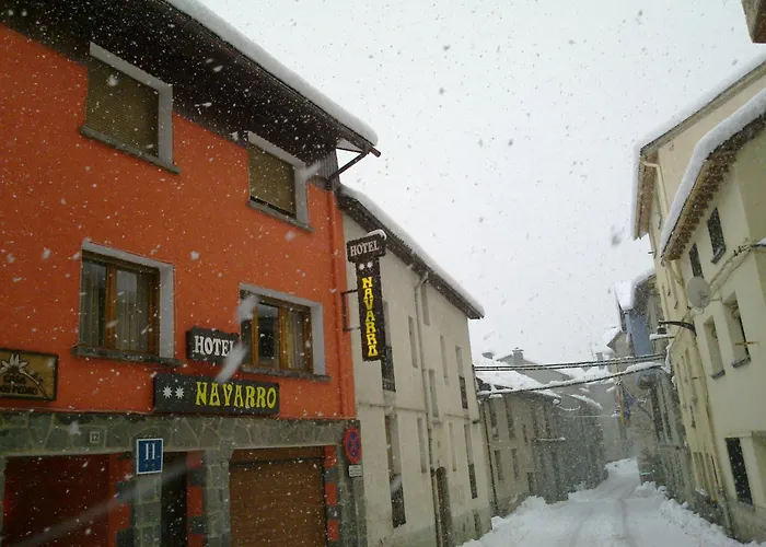 Hotel cerca del colegio: Hotel Navarro