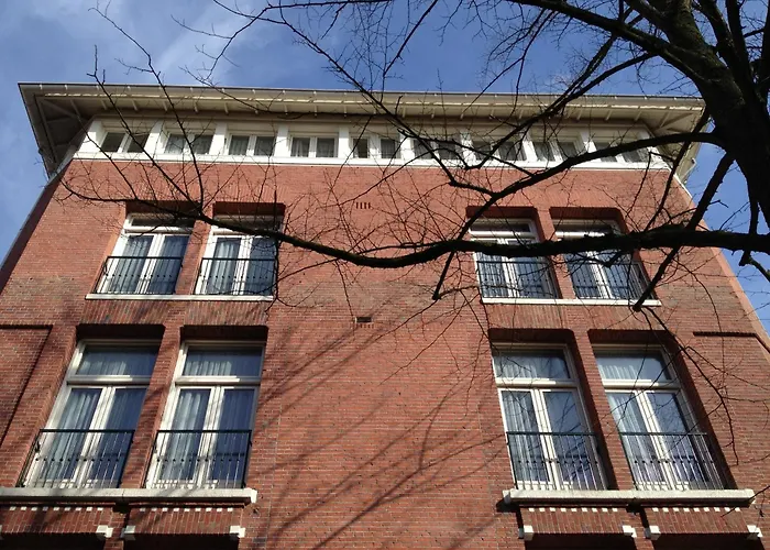 Luxury hotel only: Dutch Design Hotel Vondelpark