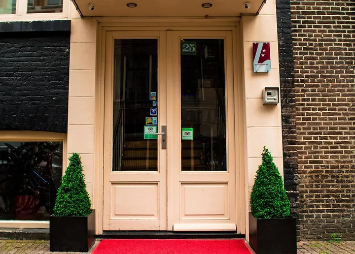 Amsterdam Downtown Hotel