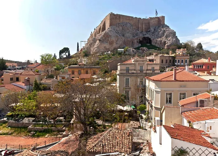 Cheap hotel: Phaedra Hotel