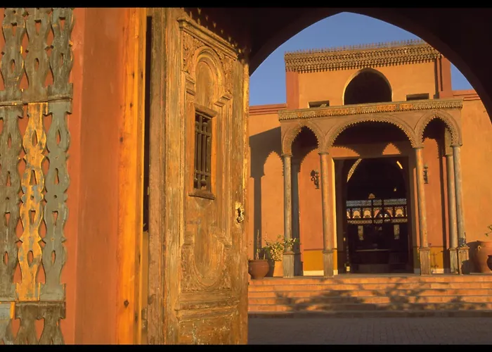 Hotel with view: Al Moudira Hotel