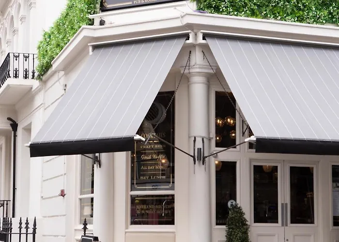 Family Hotel: The Hayden Pub & Rooms