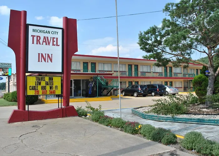 Motel: Travel Inn Motel Michigan City
