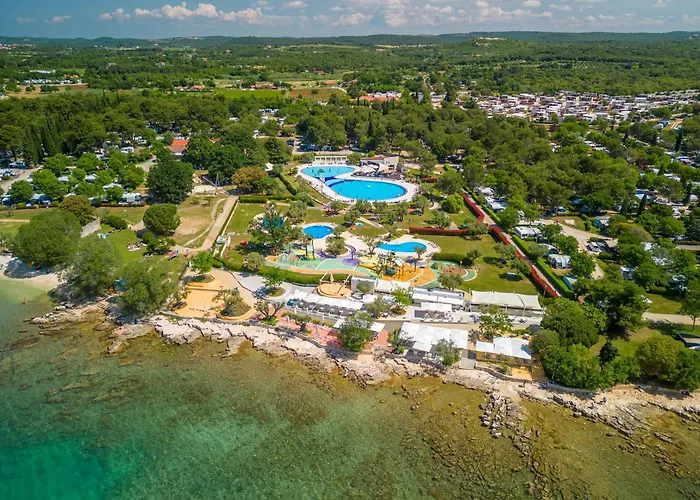 Golf hotel: Eurocamp Tents At Campsite Polari