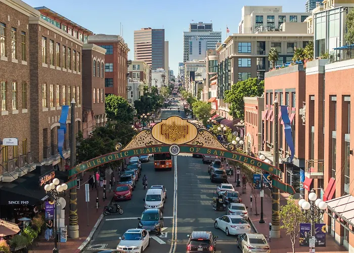 Courtyard By Marriott San Diego Gaslamp/Convention Center