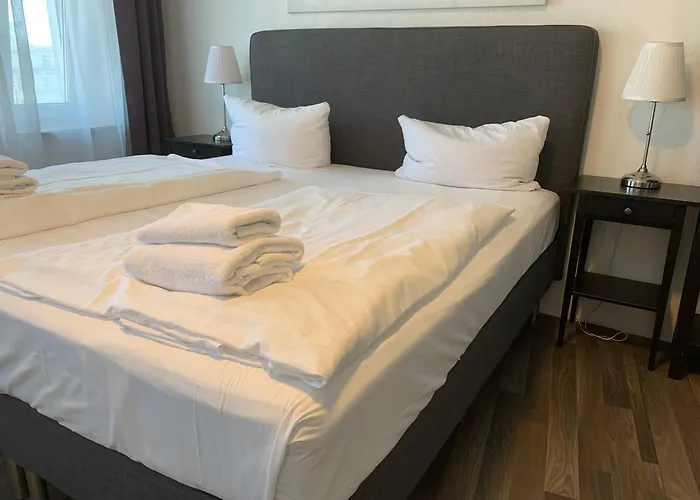 Resort: Hotel Bee Fang