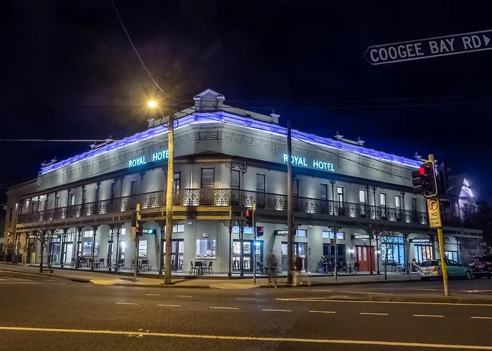 Self catering: Royal Hotel Randwick