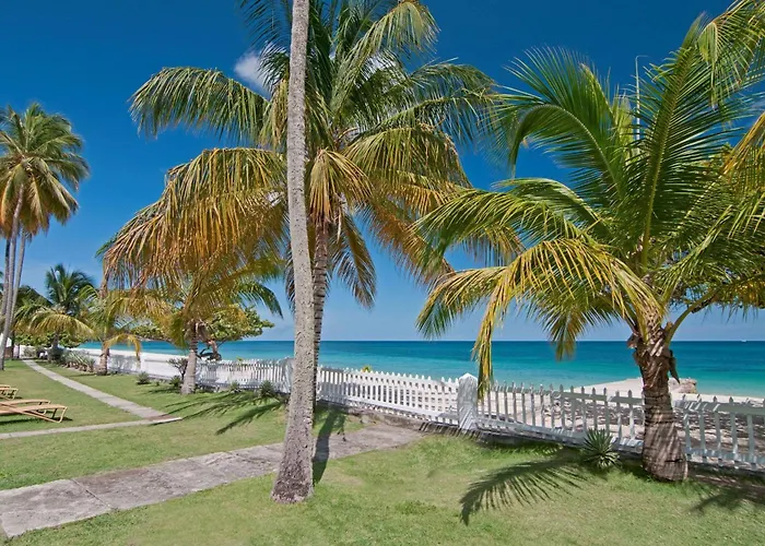 Boutique hotel only: Radisson Grenada Beach Resort