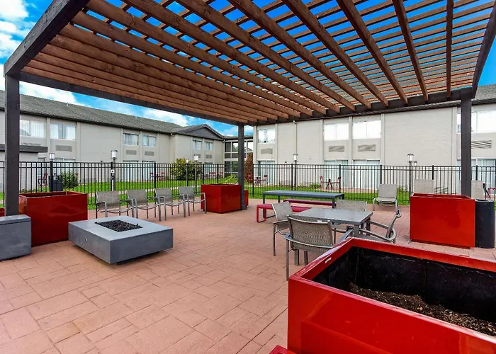 Hotel with view: The Clover Hotel, Ascend Hotel Collection