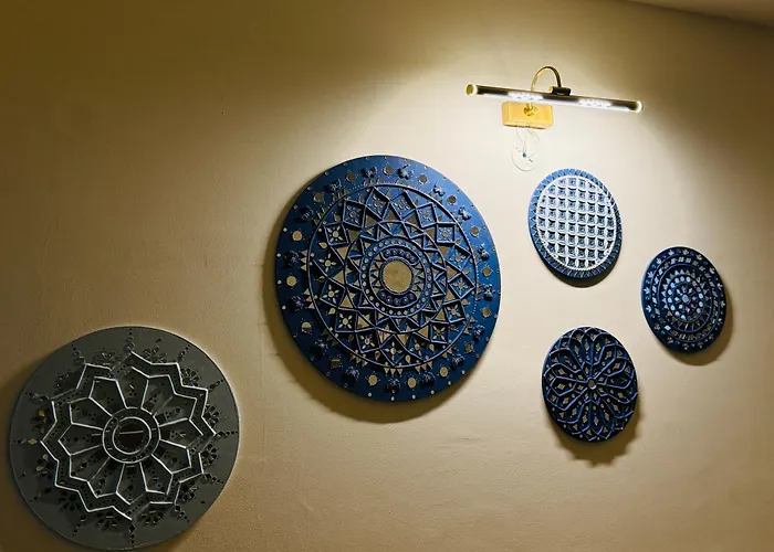 Sheesh Mahal - Family Studio Apt W Pool