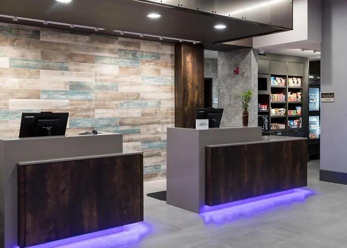 Courtyard By Marriott Houston Heights/I-10