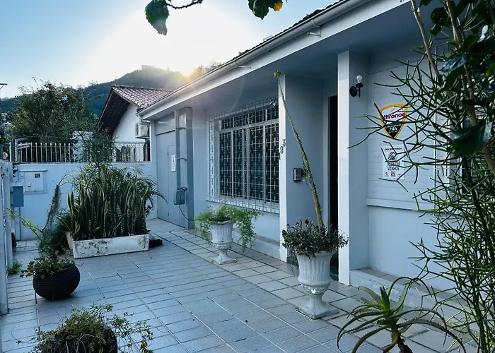 Casa Na Ilha - Proximo Ao Shopping Villa Romana E Terminal Ti-Tri
