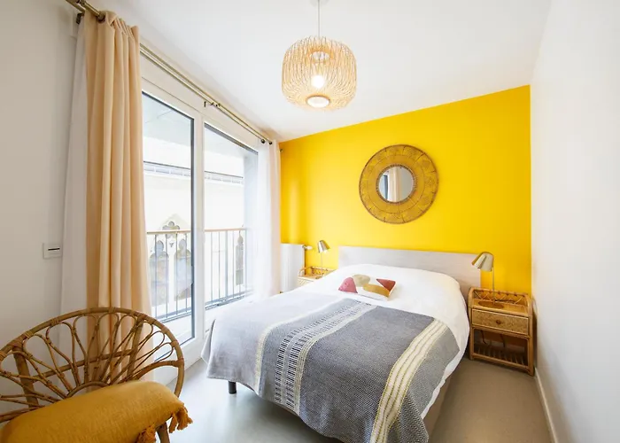 Hôtel pour familles: MAISON SAINT CHARLES - ASSOCIATION HABITAT et HUMANISME ILE DE FRANCE