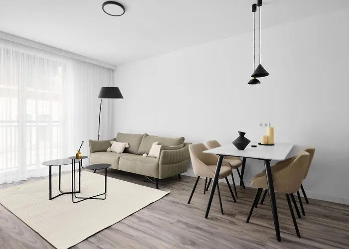 Family Hotel: Collect Residence