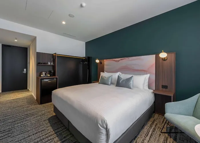 4 star hotel: Tryp Adelaide By Wyndham