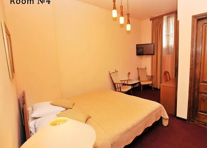 Hotel Diplomat