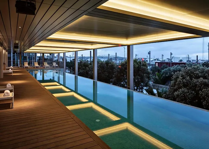 Beach hotel: Park Hyatt Auckland