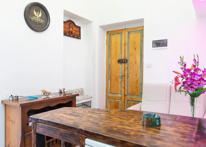 Waterpark Hotel: Relax A 4 Salti Dai Navigli