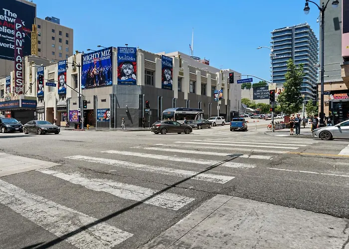 Central hotel: Hotel H-Wood