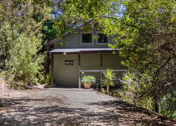 Jacuzzi hotel: Forest Valley Cottages