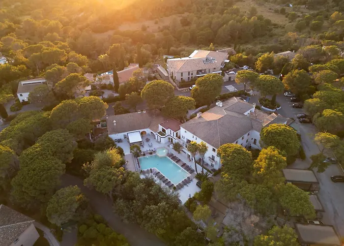 Hotel familiar: Le Confidentiel Hotel & Spa