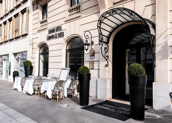 Hotel romántico: Radisson Blu Champs-Elysées, Paris