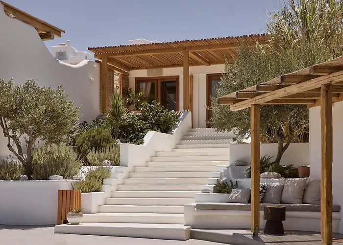 Pet Friendly hotel: Sharm Hotel Mykonos