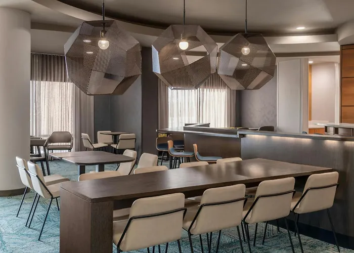 3 star hotel: Springhill Suites Detroit Auburn Hills