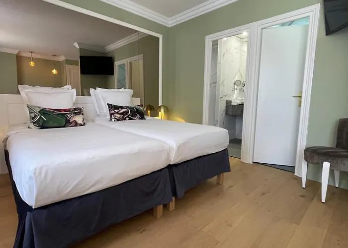 Family Hotel: Maison Lutetia R