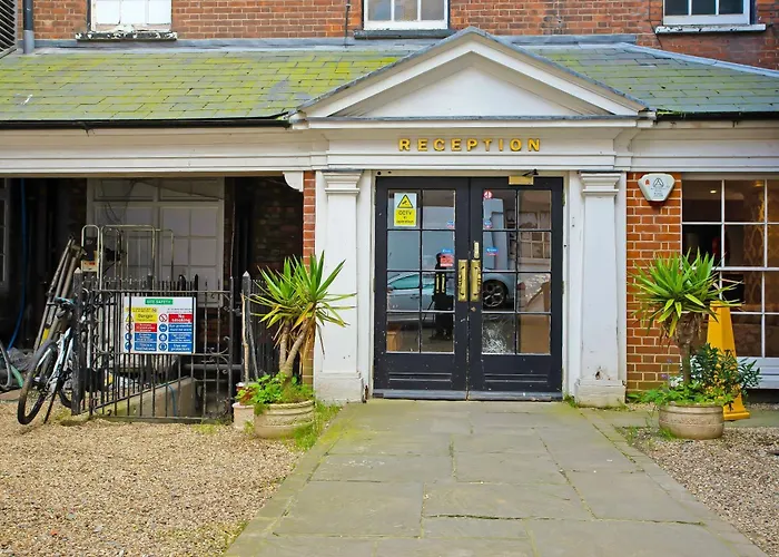 Great White Horse Hotel