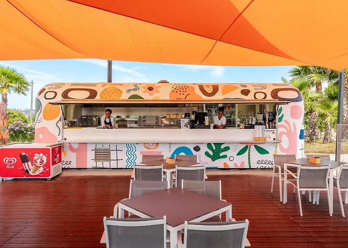 Regency Salgados Hotel & Spa