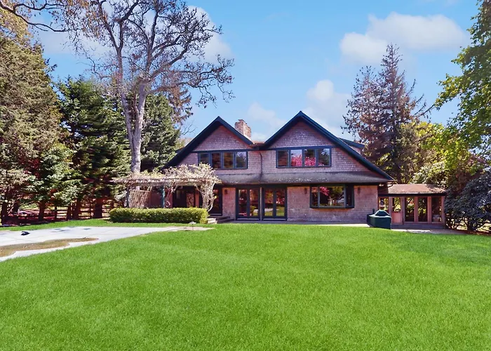 Beach hotel: Cedar Crest Retreat
