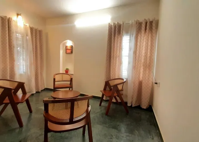 Villa: Urban Retreat Kasturinagar