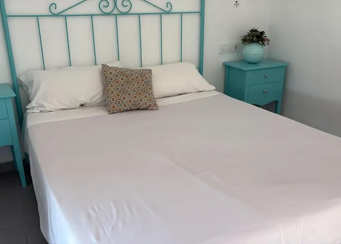 Resort: Barbate Rooms Olehousing