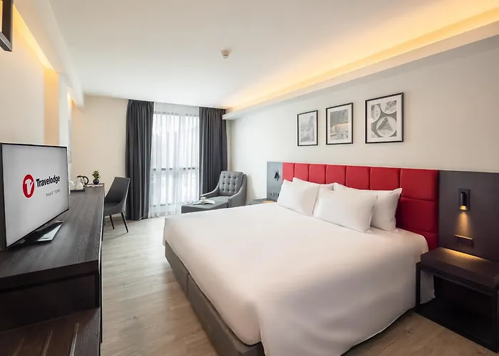 Travelodge Phuket Town