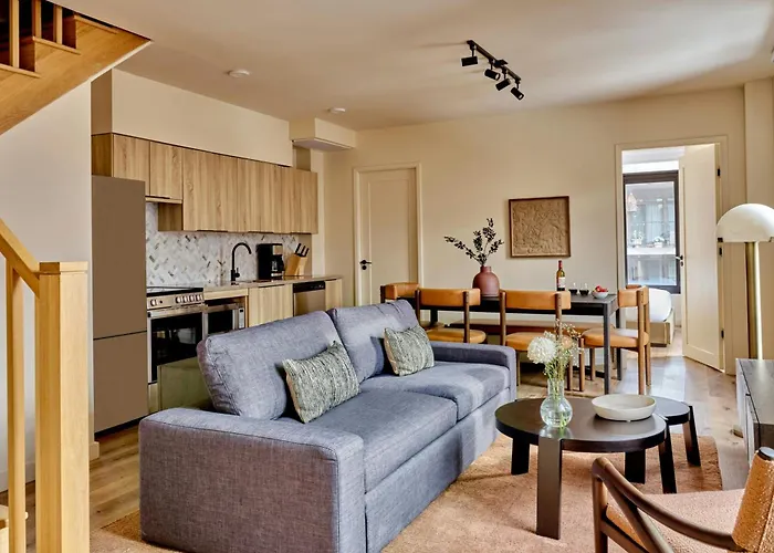 4 star hotel: Nester Finn St Lawrence Market