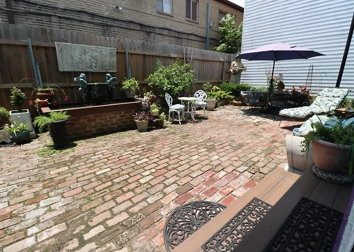 R&B Bed And Breakfast - Award Winning (Adults Only)