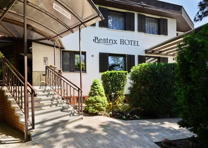 Cheap hotel: Beatrix Hotel