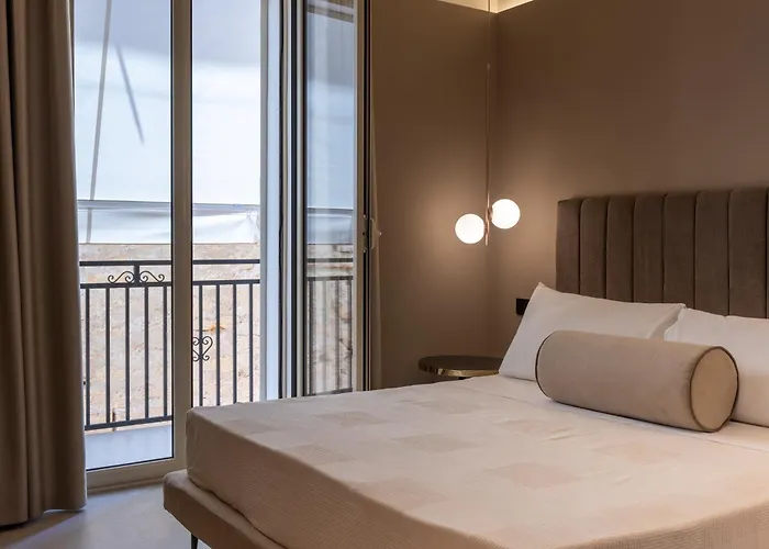 Hotel 4 stelle: Alcova Camere in Centro