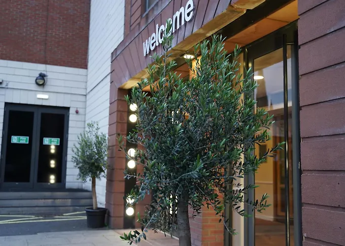 Hotel near College: Innbelfast