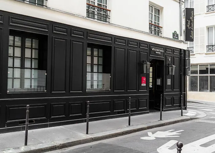 Central hotel: Hotel Saint-Louis Marais