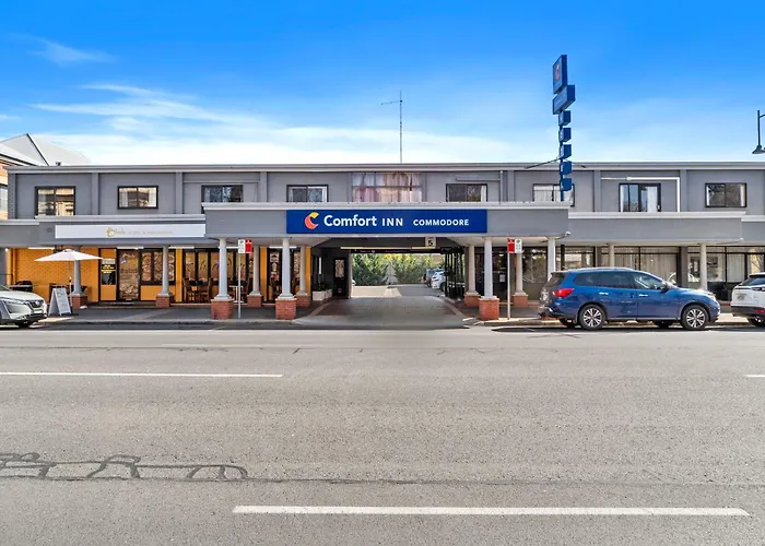 Family Hotel: Comfort Inn Commodore Albury
