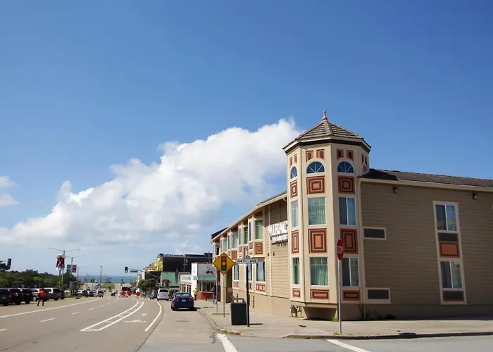 Motel: Mirage Inn & Suites