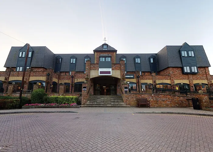 Golf hotel: Village Hotel Blackpool