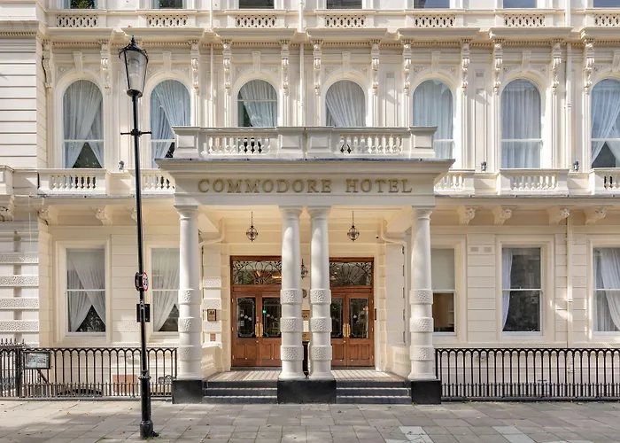 Hotel barato: Commodore Hotel