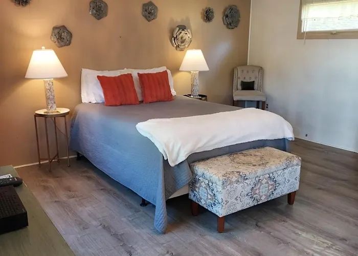 Motel: Starlight Lodge At Rockport Harbor