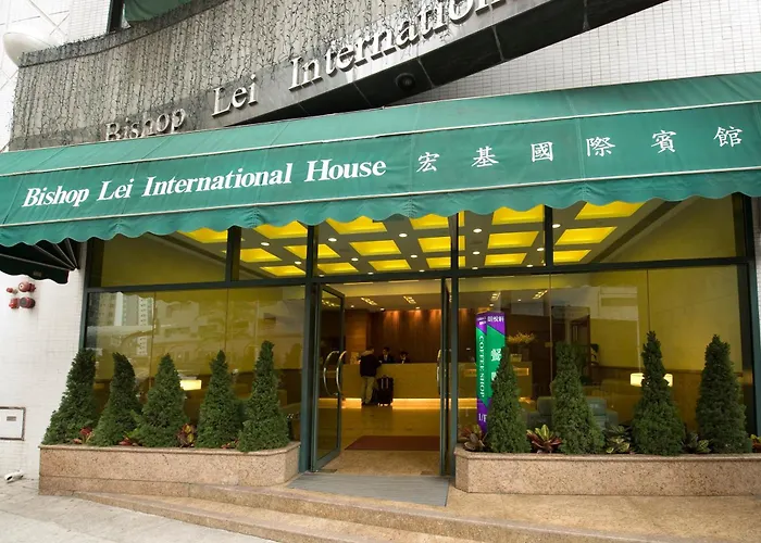 Hotel with view: Bishop Lei International House
