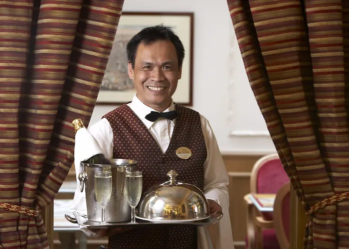 Family Hotel: Gavarni