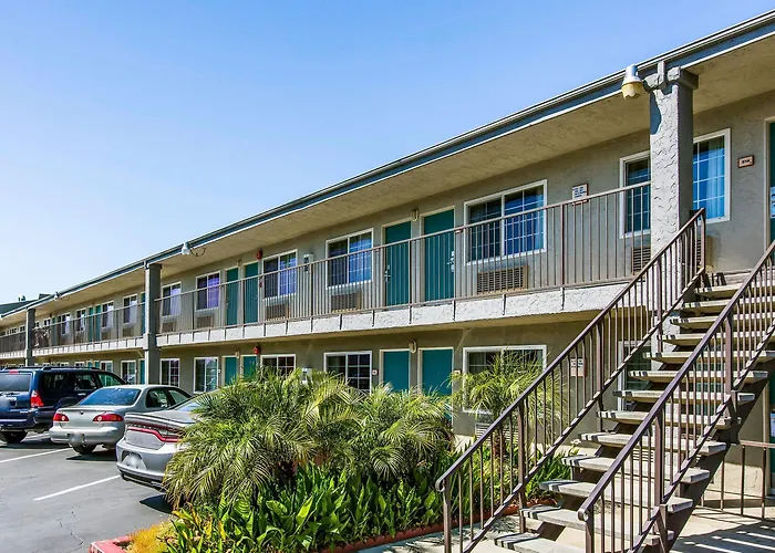 Motel: Rodeway Inn Ontario Mills Mall