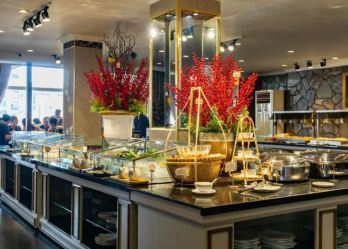 Family Hotel: Royal Hotel Saigon